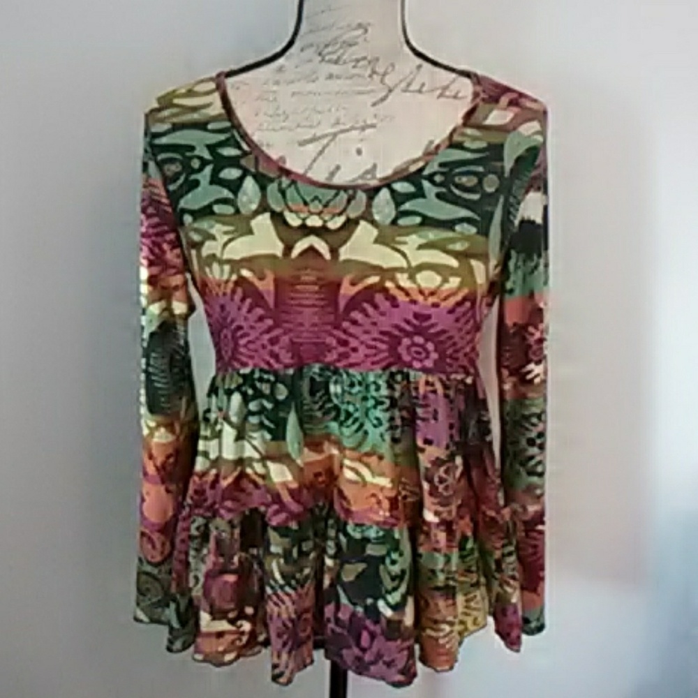 Super cute colorful blouse
